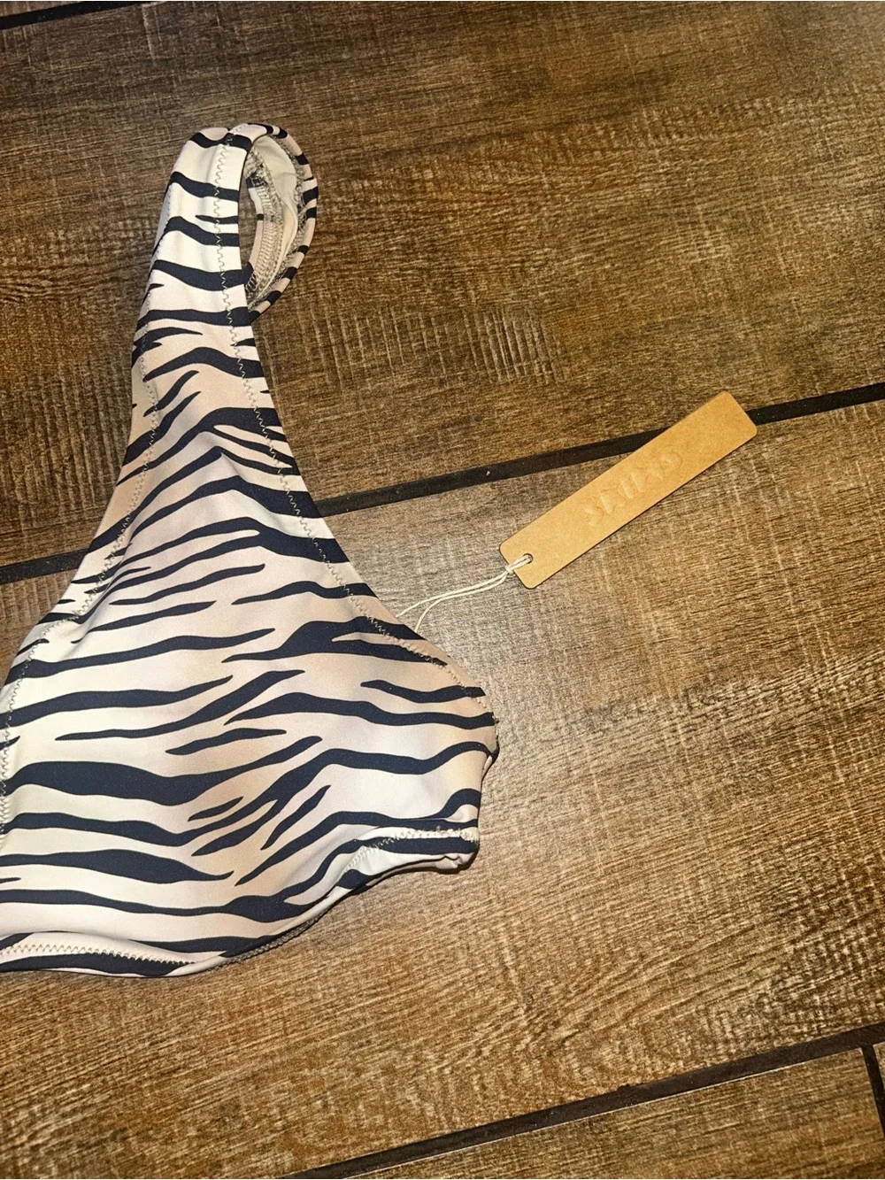 SKIMS SWIM PLUNGE TRIANGLE BIKINI TOP CHAMPAGNE TIGER PRINT sz LG